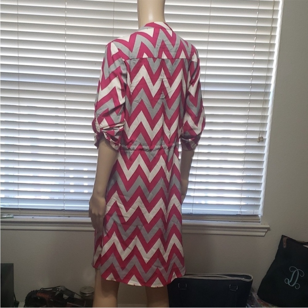 Tacera Mod Zig Zag Pattern Shirt Dress Drawstring Waist sz Small Cuff Sleeves - Picture 3 of 5